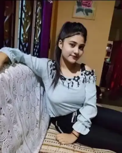 Call Girls Service in Sandila